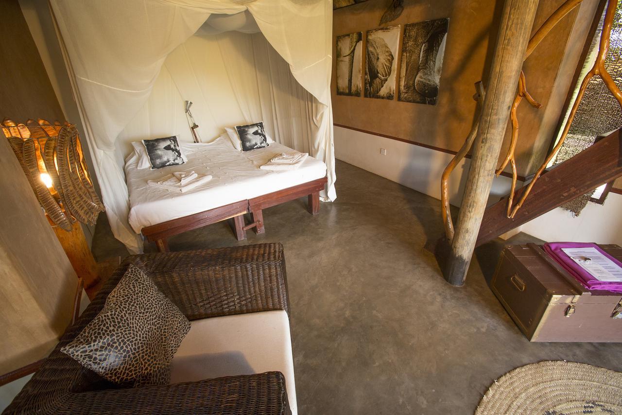 Track And Trail River Camp Kakumbi Exterior foto
